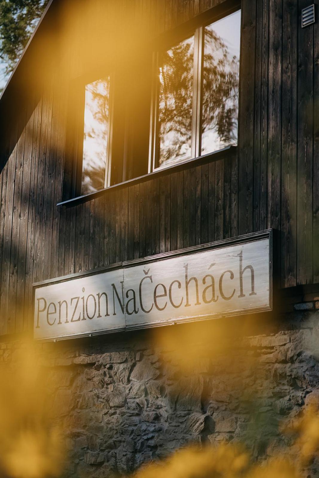 Hotel Restaurant A Penzion Na Cechach Korouhev Exteriér fotografie
